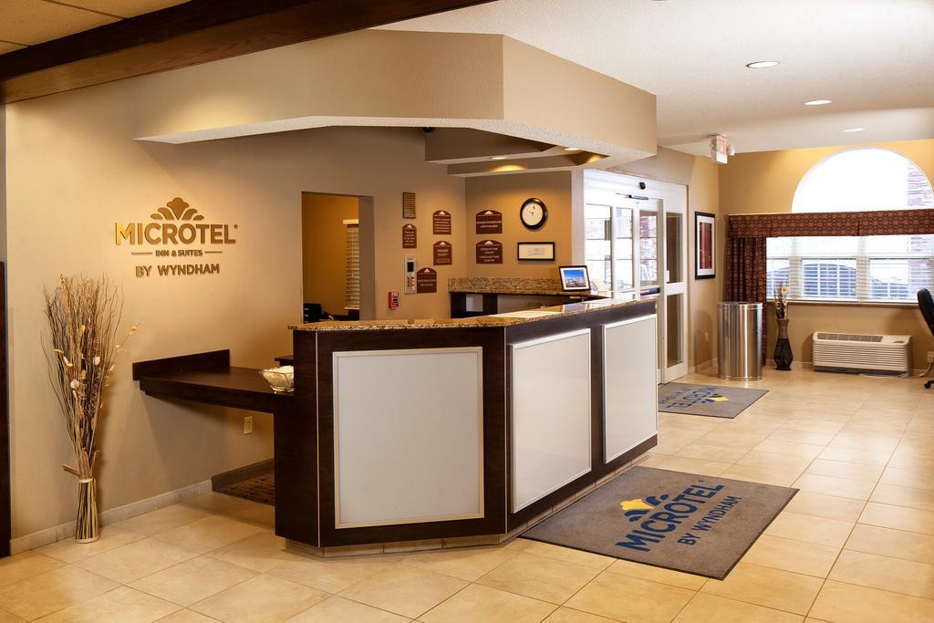 Microtel Inn & Suites - St Clairsville St. Clairsville Zewnętrze zdjęcie