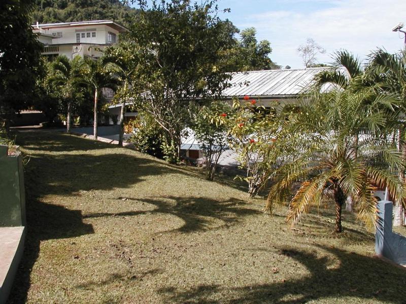 Moniques Guesthouse Port of Spain Zewnętrze zdjęcie