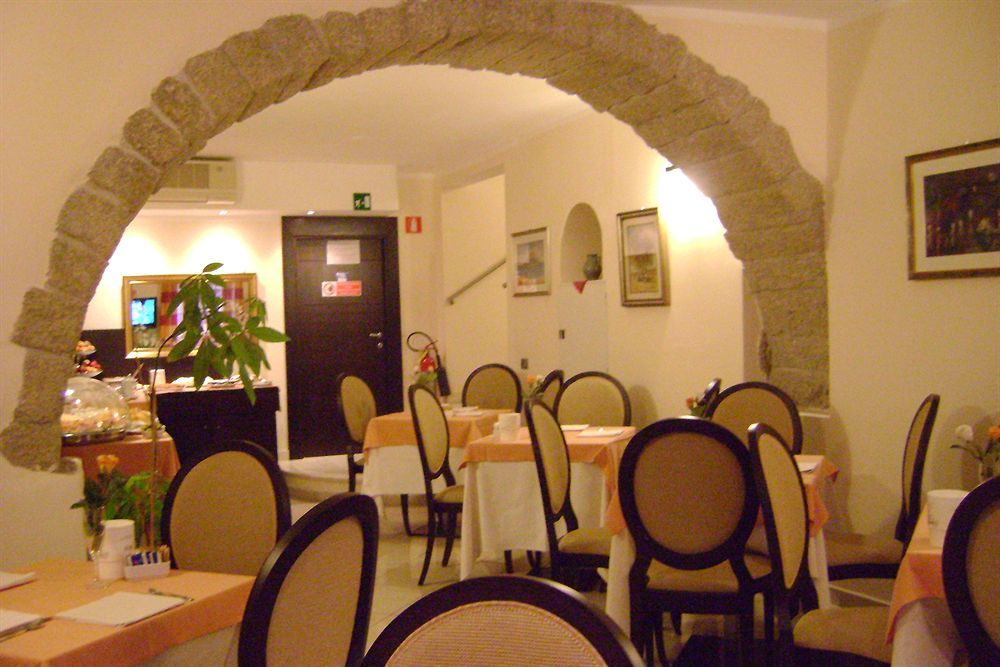 Hotel Centrale Olbia Zewnętrze zdjęcie
