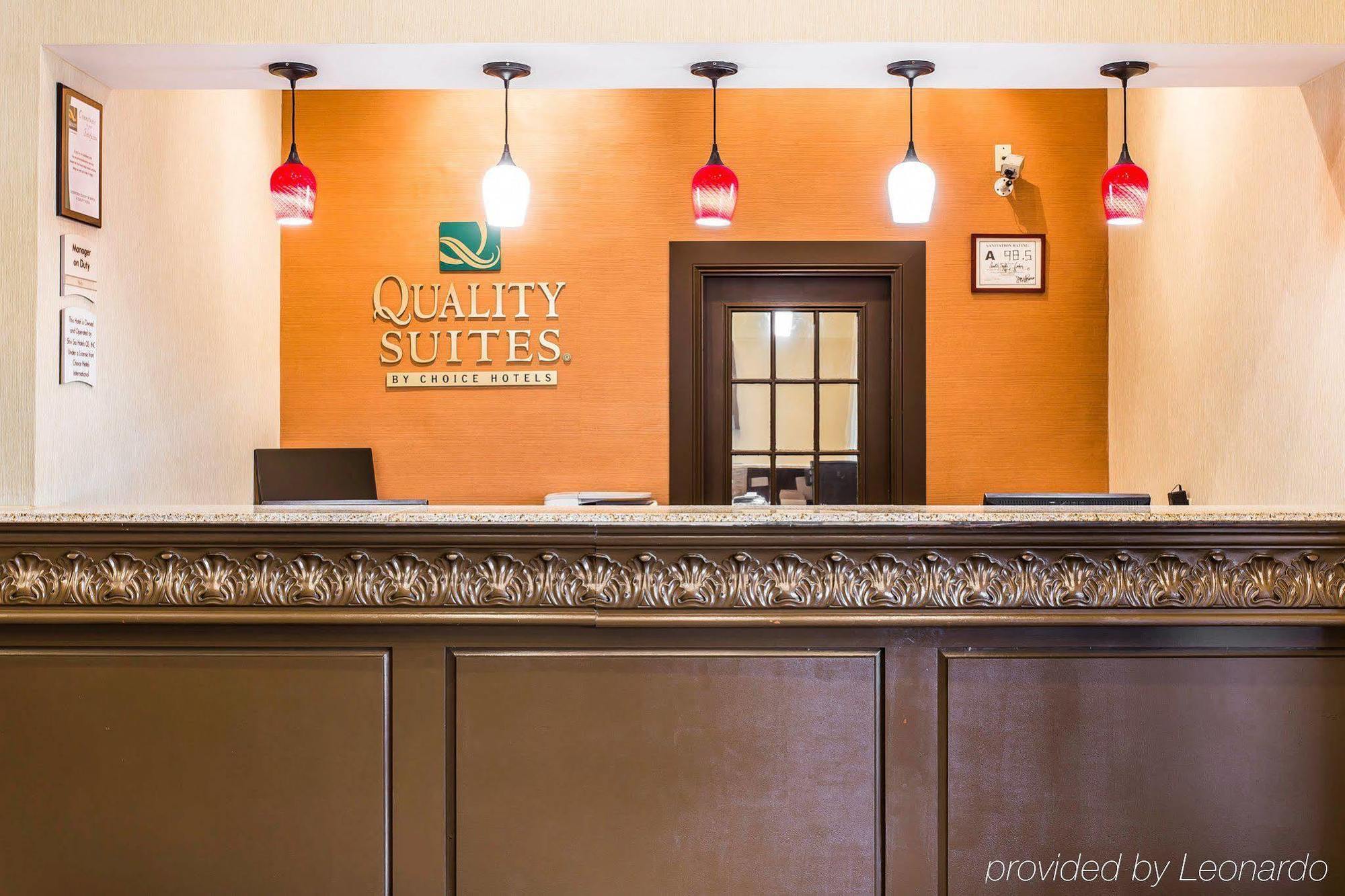 Quality Suites Convention Center - Hickory Zewnętrze zdjęcie