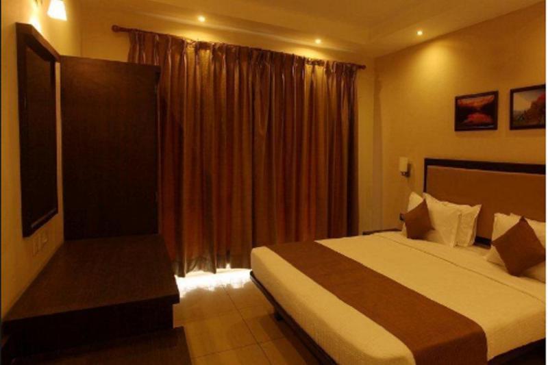 Nagarjuna Suites Bengaluru Zewnętrze zdjęcie