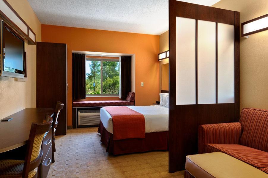 Microtel Inn & Suites By Wyndham Verona Zewnętrze zdjęcie