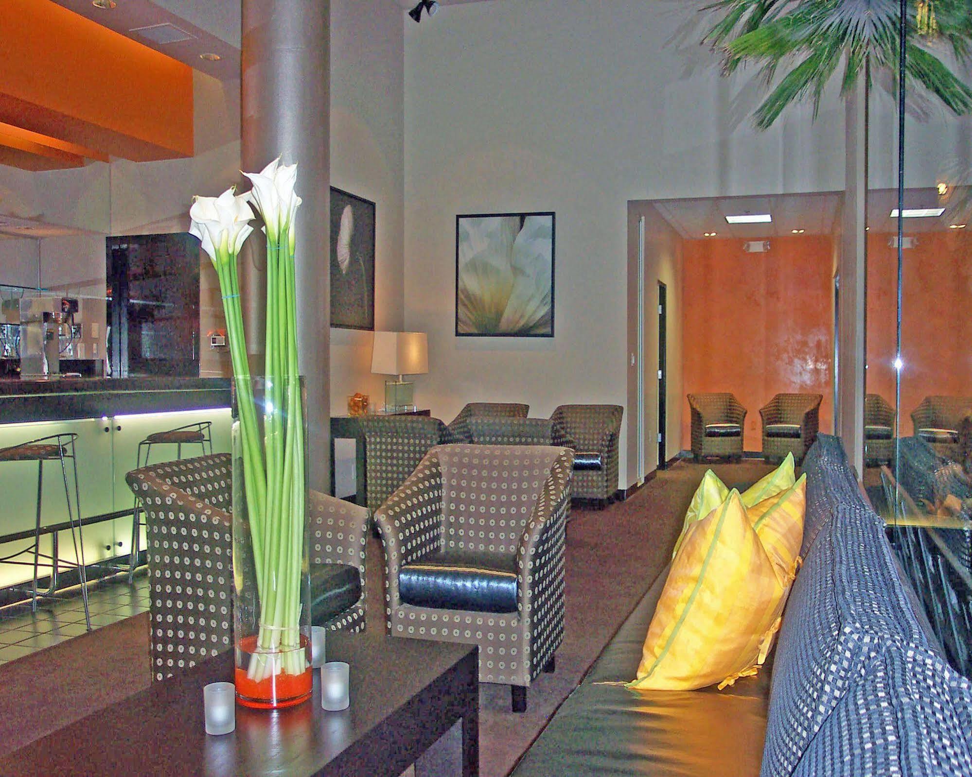 Ramada Plaza By Wyndham West Hollywood Hotel & Suites Los Angeles Wnętrze zdjęcie