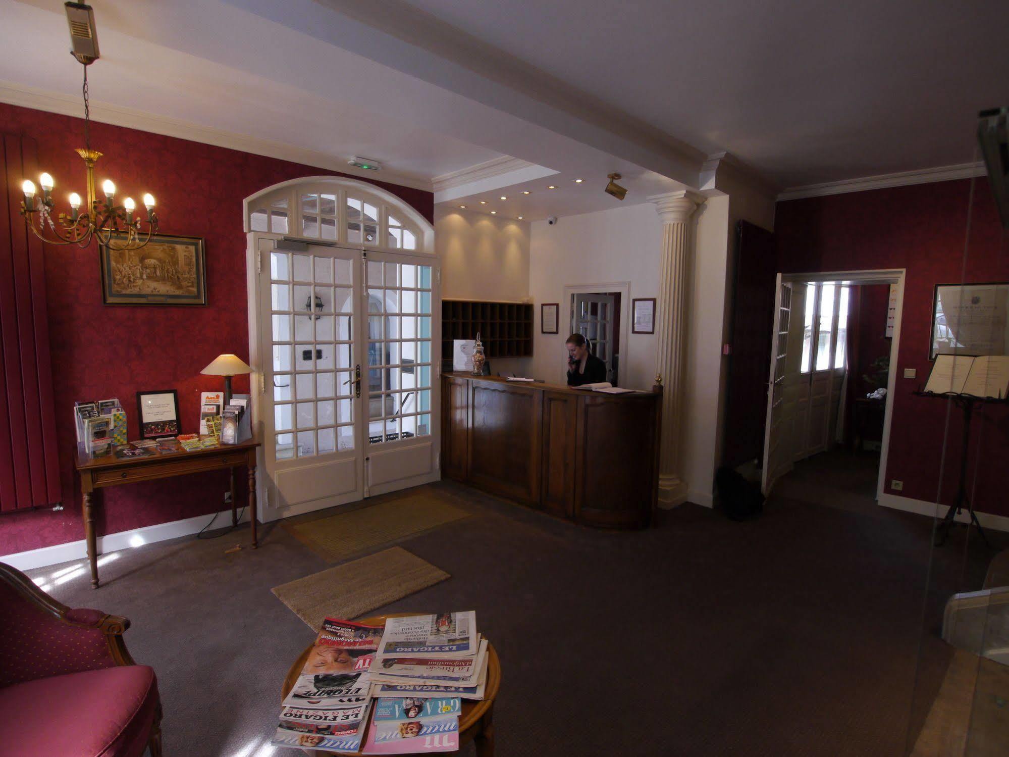 Hostellerie De La Poste - Les Collectionneurs Avallon Zewnętrze zdjęcie