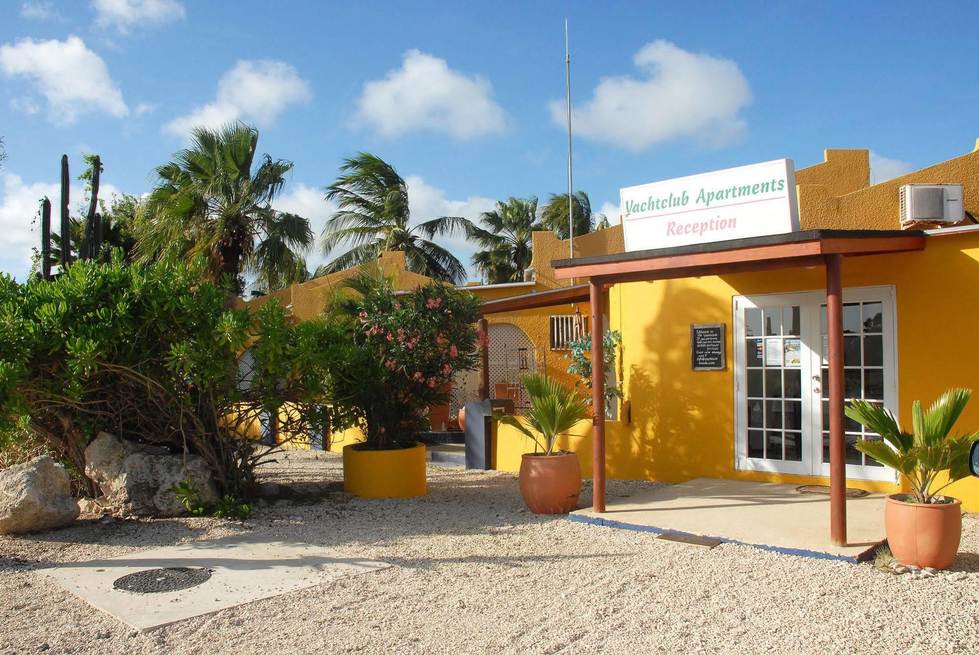 Yacht Club Apartments Bonaire Zewnętrze zdjęcie