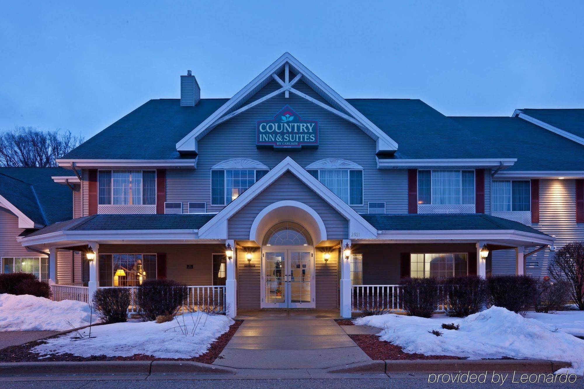 Country Inn & Suites East Troy Zewnętrze zdjęcie