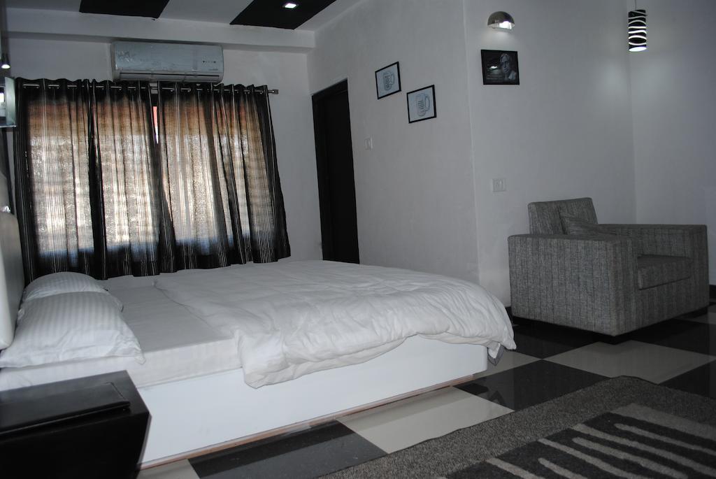 Hotel The Space Udajpur Zewnętrze zdjęcie