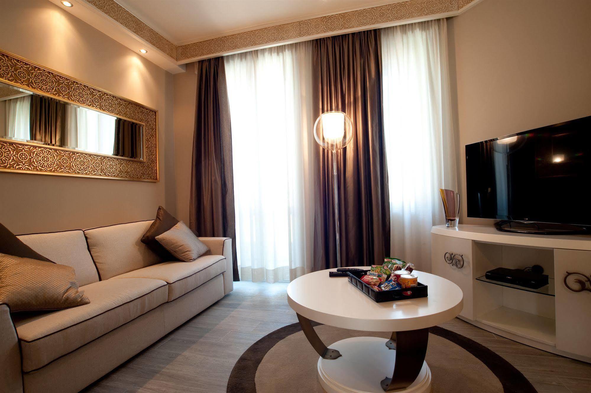 Suite Milano Duomo Zewnętrze zdjęcie