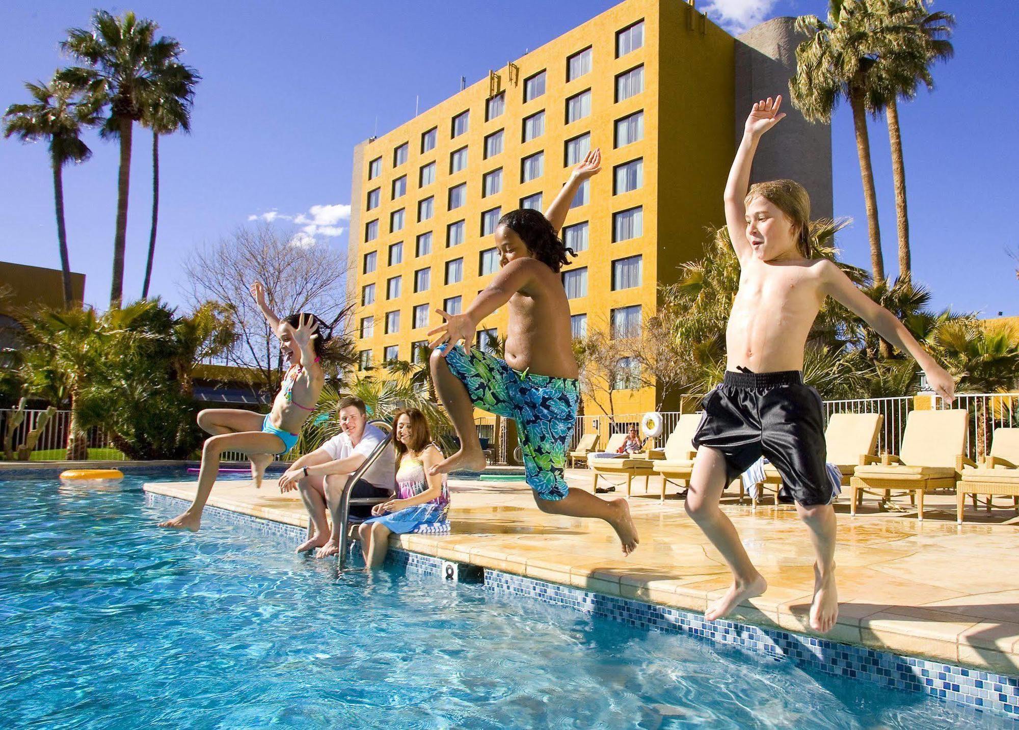 Hotel Doubletree By Hilton Tucson-Reid Park Udogodnienia zdjęcie