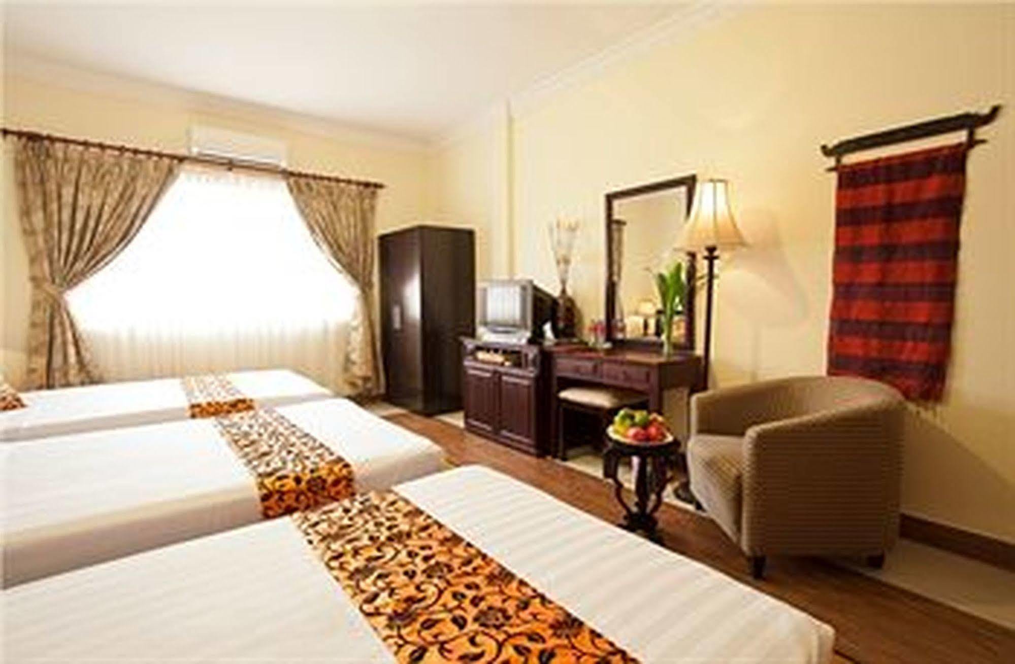 Royal Inn Phnom Penh Zewnętrze zdjęcie