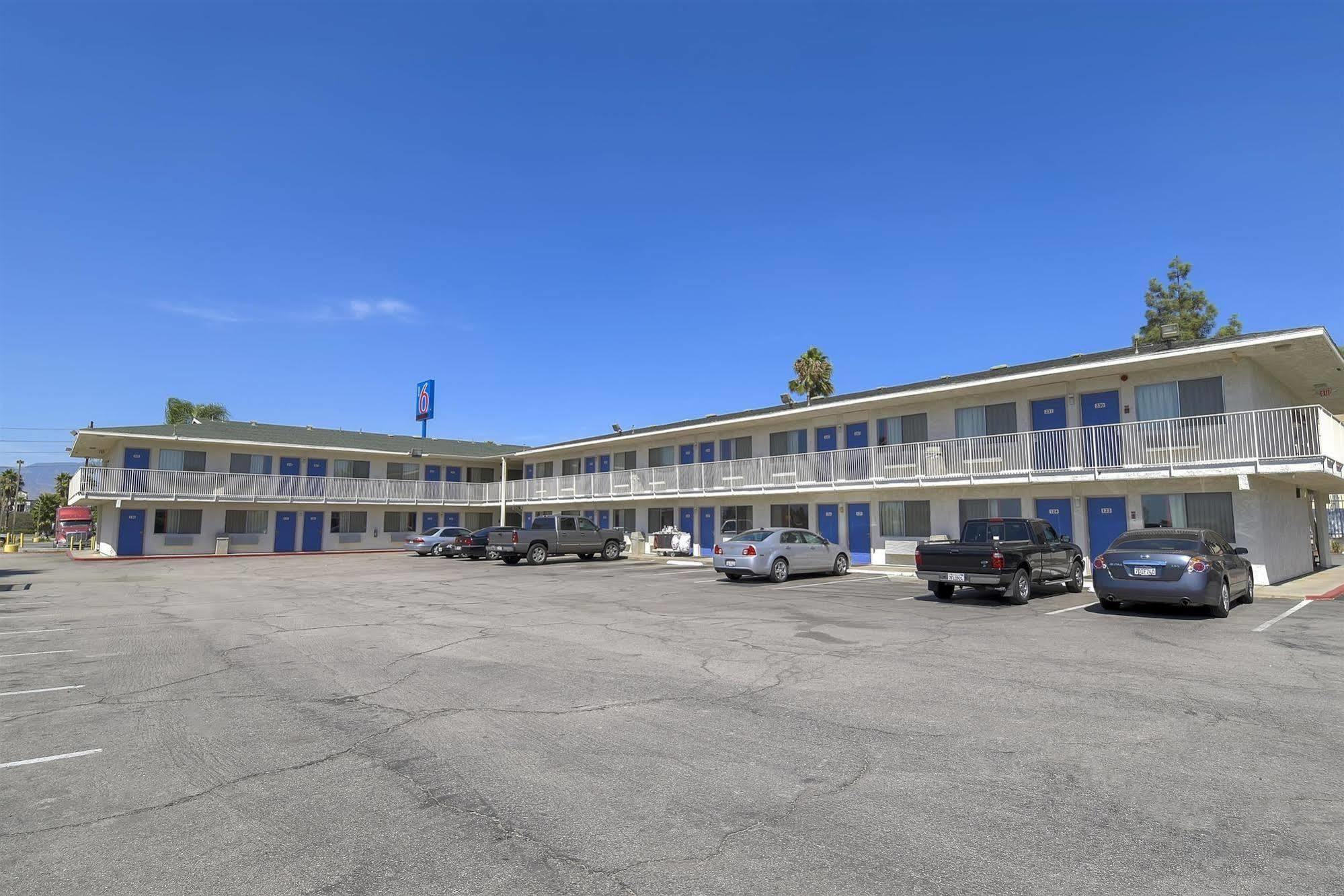 Motel 6-San Bernardino, Ca - South Zewnętrze zdjęcie