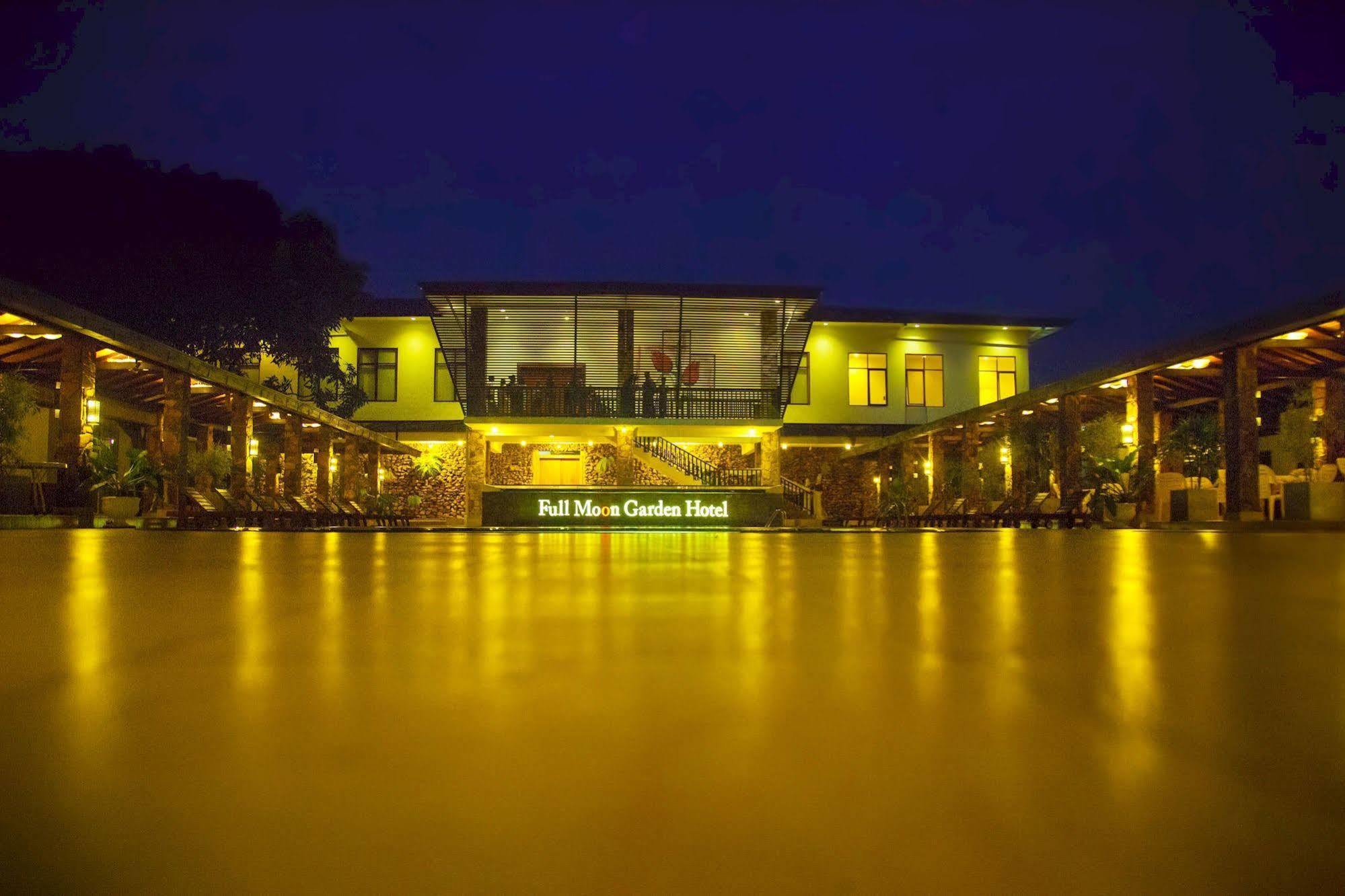 Full Moon Garden Hotel Negombo Zewnętrze zdjęcie