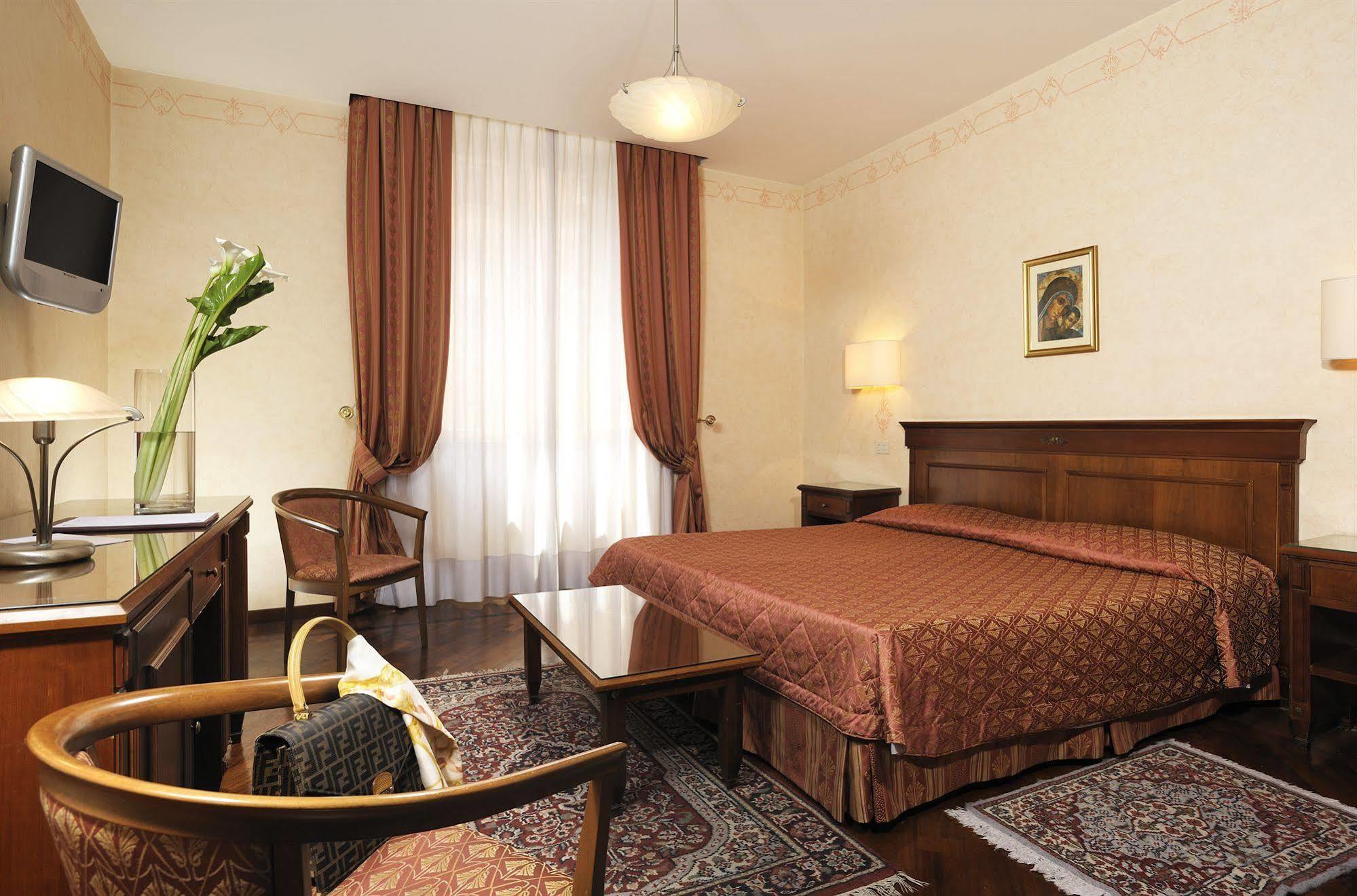 Hotel Torino Rzym Pokój zdjęcie