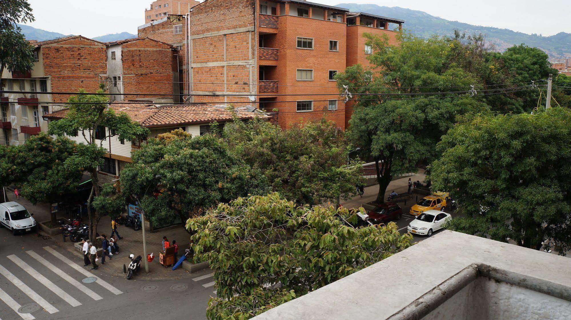 Hotel Lukas Medellín Zewnętrze zdjęcie