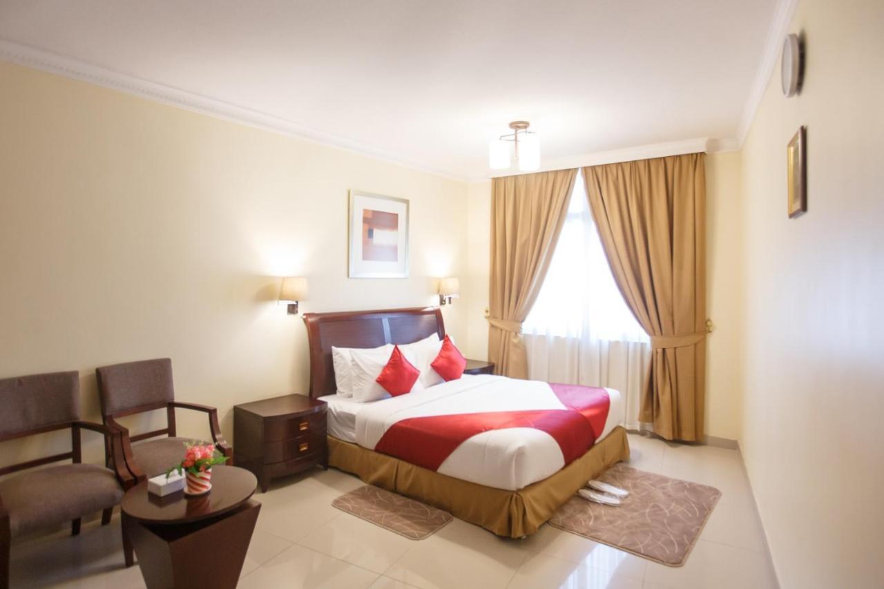 Crown Palace Hotel & Suites Adżman Zewnętrze zdjęcie