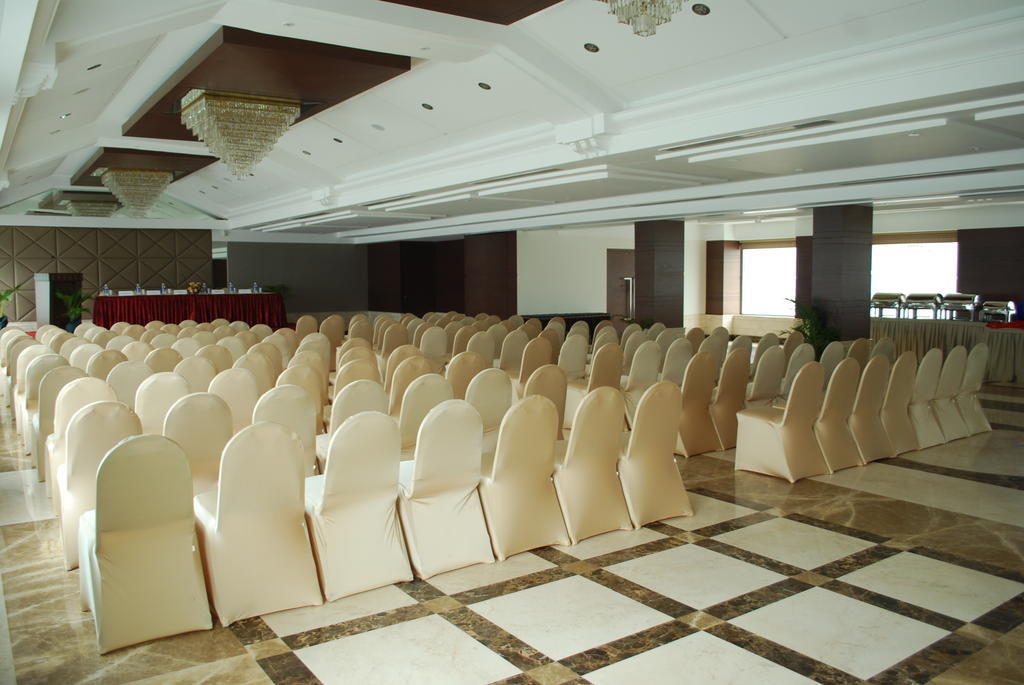 Beverly Hotel Chennai Zewnętrze zdjęcie
