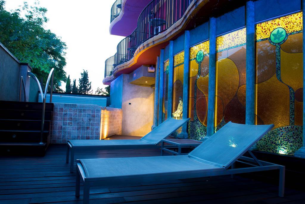 Los Angeles Hotel & Spa Grenada Zewnętrze zdjęcie