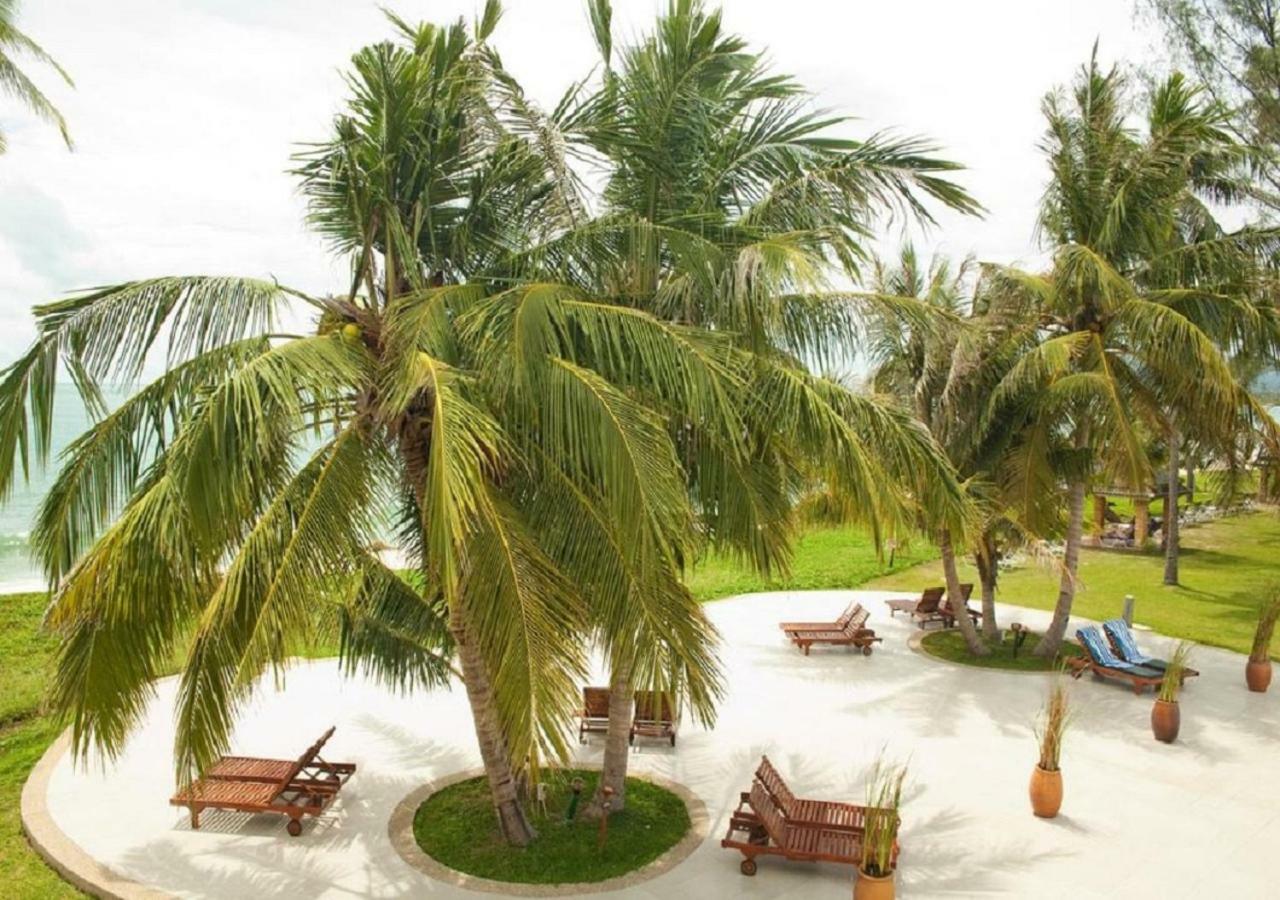 Frangipani Langkawi Resort Pantai Cenang  Zewnętrze zdjęcie