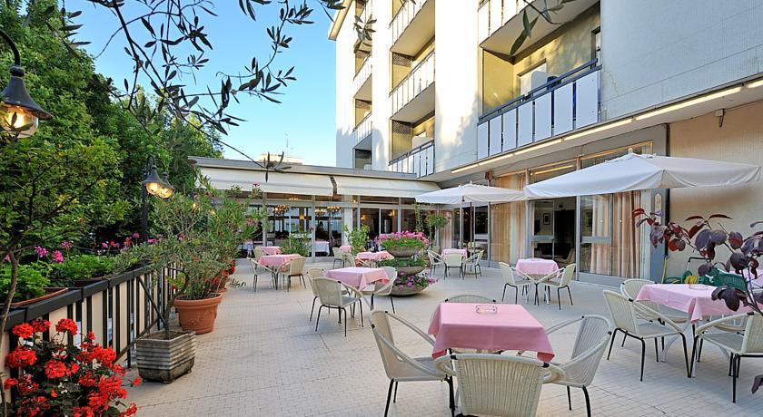 Hotel Miramare Et De La Ville Rimini Zewnętrze zdjęcie