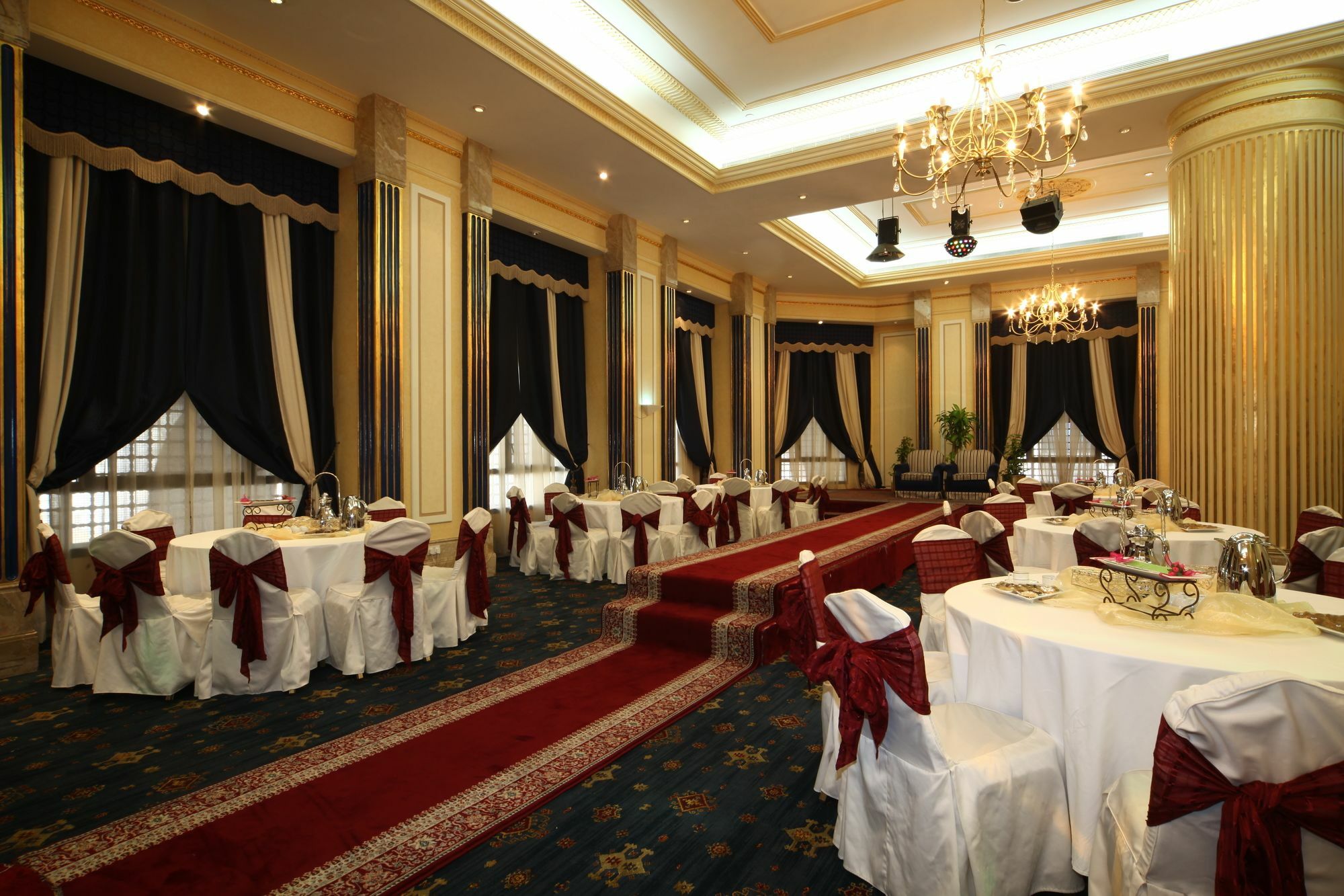 Intercontinental Dar Al Hijra Madinah, An Ihg Hotel Medyna Zewnętrze zdjęcie