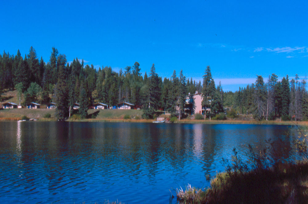 Lac Le Jeune Nature Resort Logan Lake Zewnętrze zdjęcie
