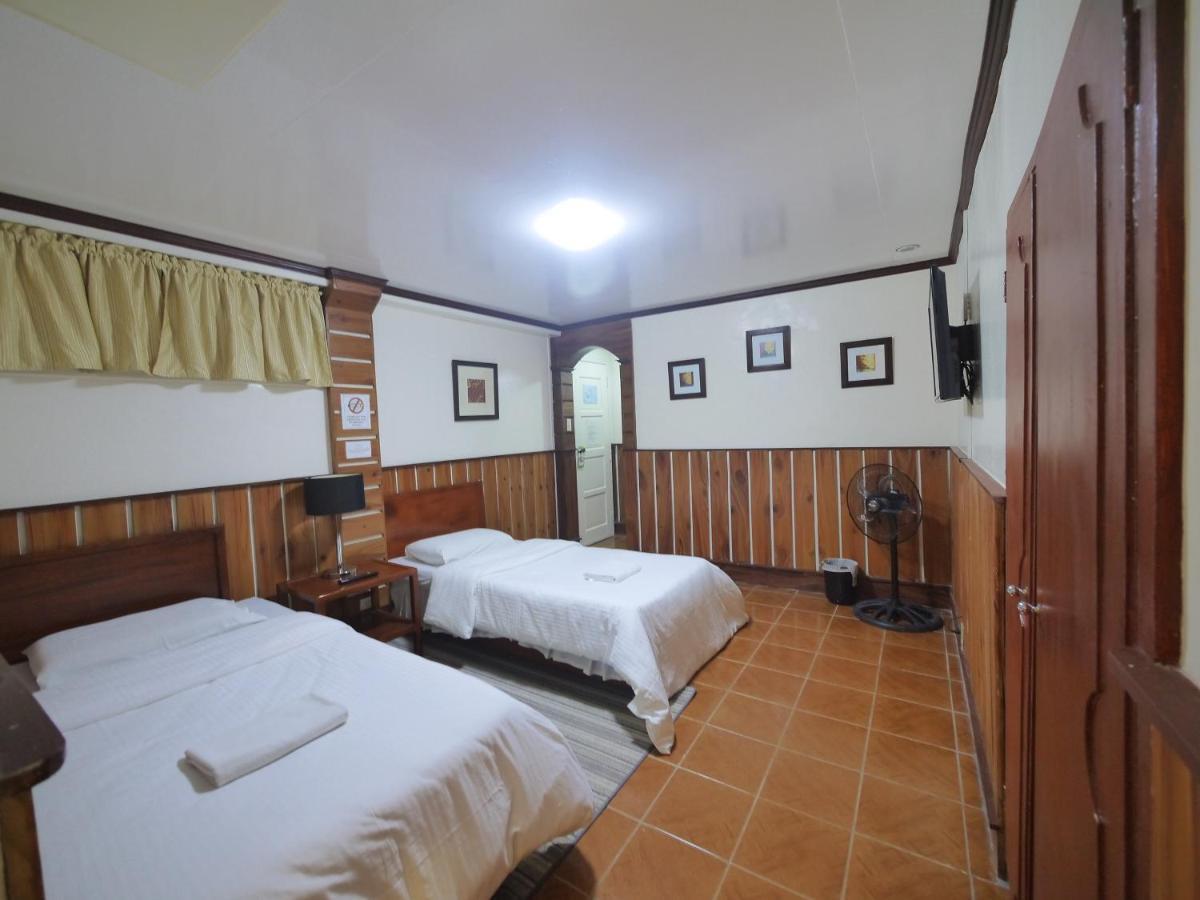 Mountain Lodge And Restaurant Baguio City Zewnętrze zdjęcie