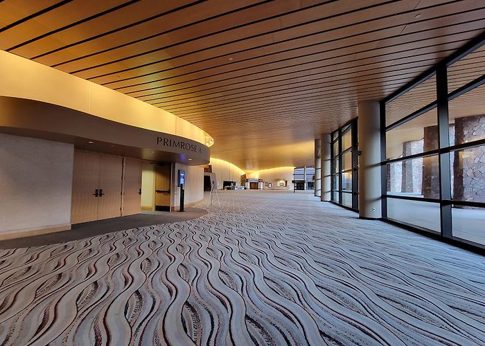 Palm Springs Convention Center photo