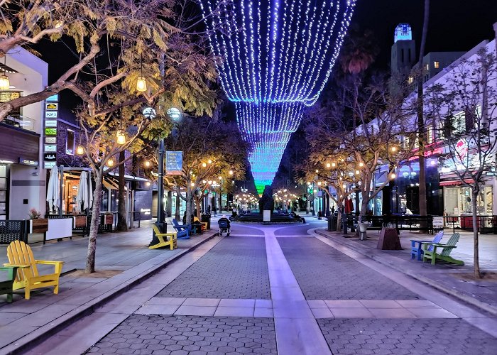 Third Street Promenade photo