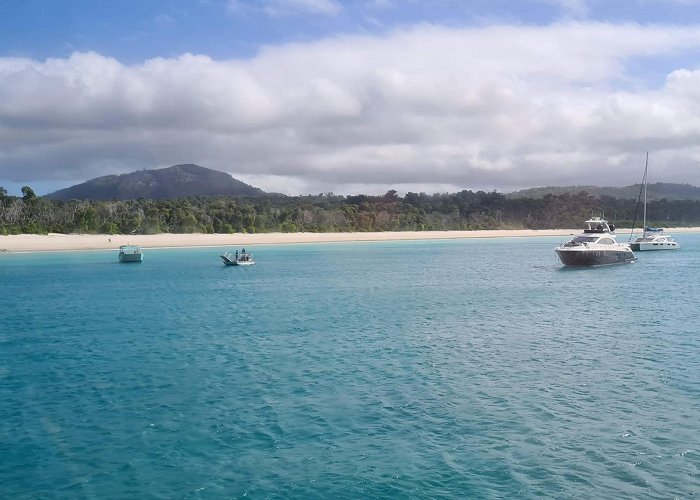 Whitehaven Beach photo