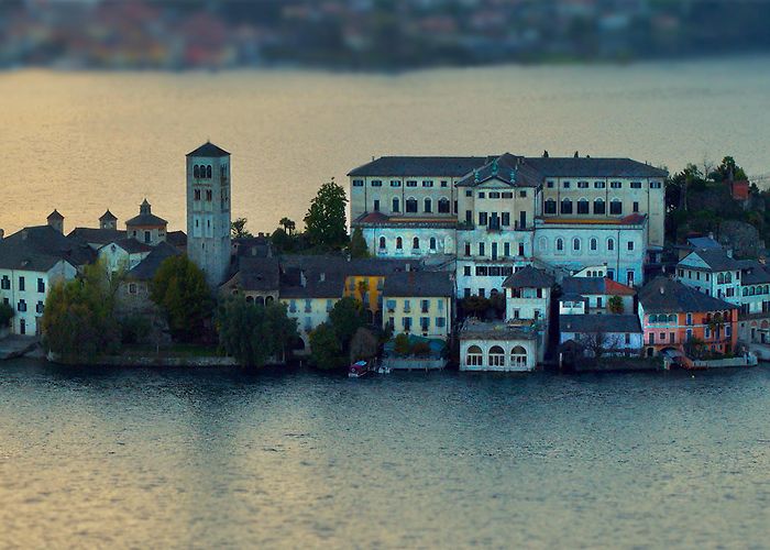 San Giulio Island Lago d'Orta - Orta San Giulio Island : r/drones photo
