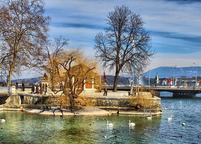 Rousseau Island Ile Rousseau in Geneva: 3 reviews and 9 photos photo