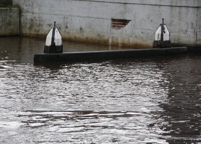 Sportcentrum Atlantis Water in Pekelderdiep staat extreem hoog [UPDATE] photo