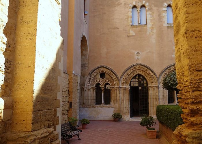 Abbazia di Santo Spirito Monastery of Santo Spirito photo