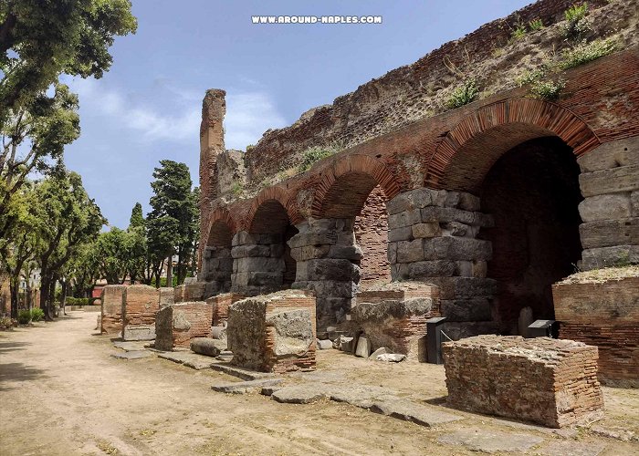 Amphitheatre Flavius Amphitheater Pozzuoli (Italy), brief history and many photos photo