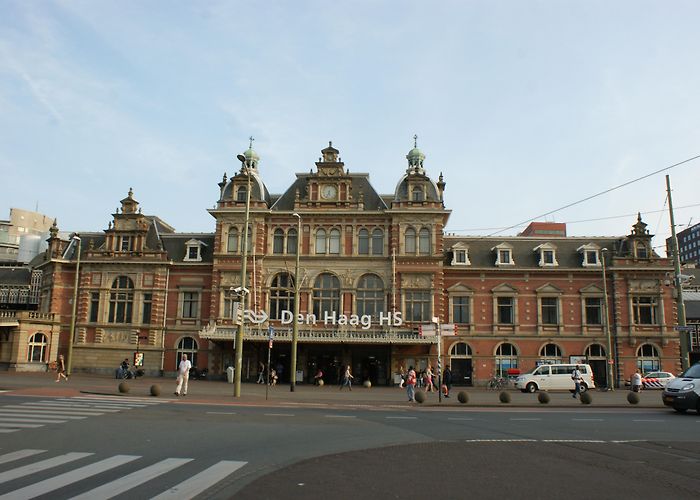 Den Haag Hollands Spoor Assessment | Nocturnal Netherlands photo