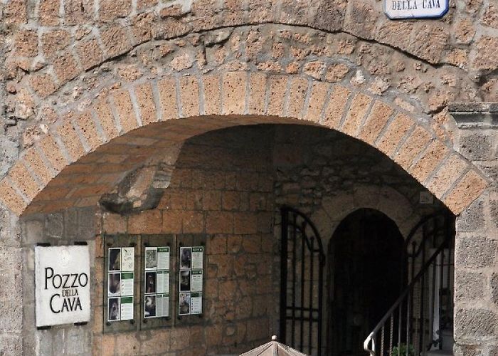 Pozzo della Cava Cava's Well - Live Orvieto photo
