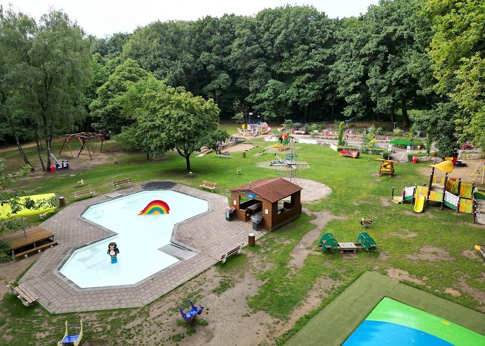 Kitskensberg Speeltuin Kitskensberg speel buiten in de natuur photo