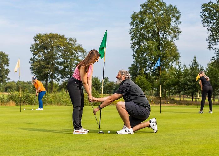 De Koepel Golfclub De Koepel opent seizoen met laagdrempelige open golfdagen - Al het ... photo