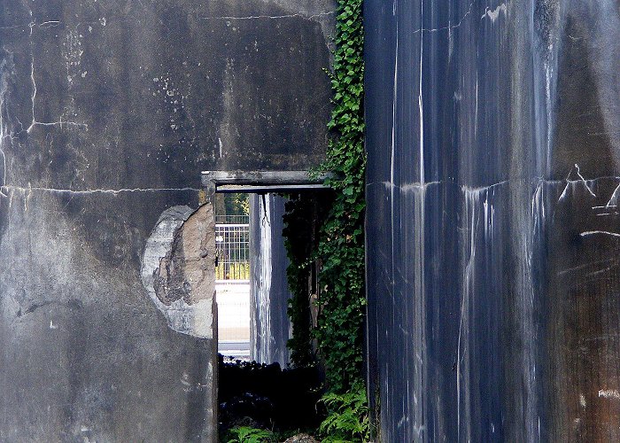 Larenstein Pin van Suus V op Bunkers/forten Nederland | Bunker, Tweede ... photo