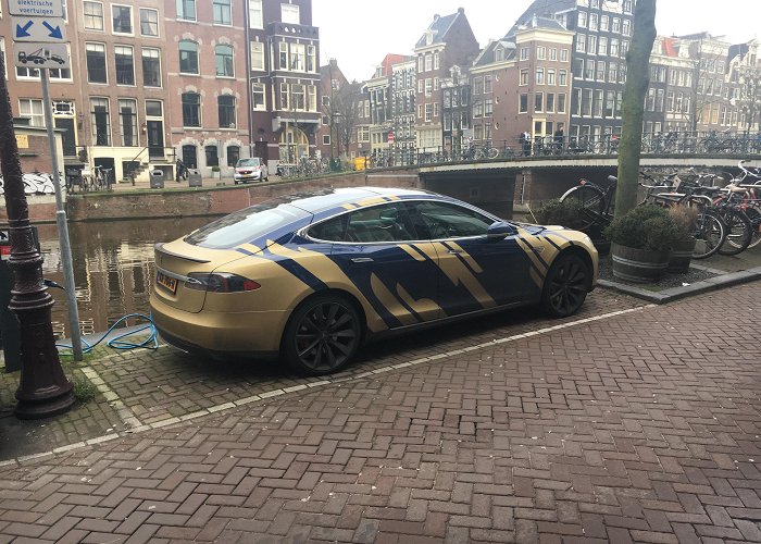 Tesla Amsterdam This Tesla I saw in Amsterdam : r/ATBGE photo