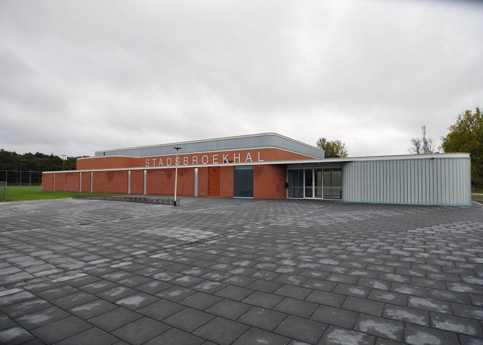 Stadsbroek Sports Hall Stadsbroek, Assen | ZJA | Archello photo