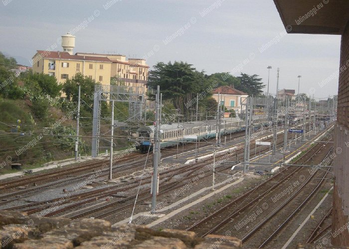 Stazione di Campoleone Messa in sicurezza della stazione ferroviaria di Campoleone, l ... photo