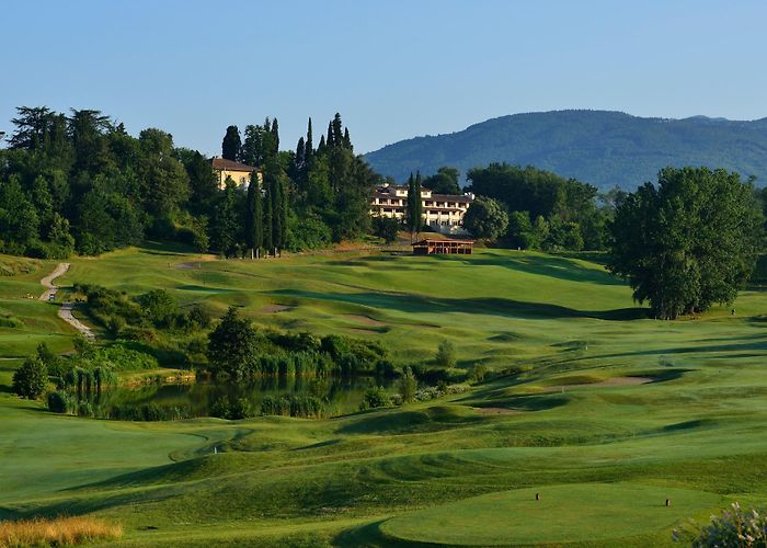 Golf club Poggio dei Medici Poggio dei Medici Golf Club | Visit Tuscany photo