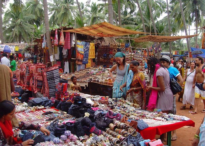 Anjuna Flea Market Best time for Anjuna Flea Market in Goa 2024 - Best Season - Rove.me photo