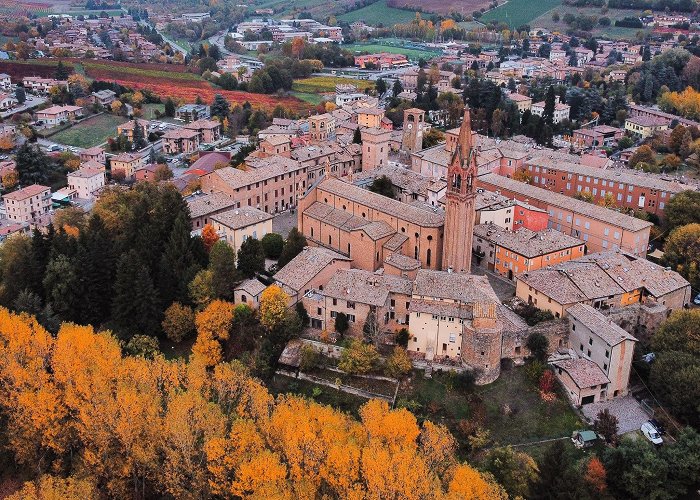 Castelvetro di Modena photo