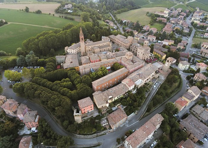 Castelvetro di Modena photo