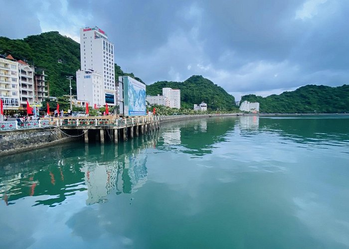 Cat Ba Island photo