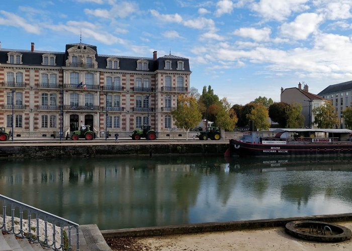 Verdun-sur-Meuse photo