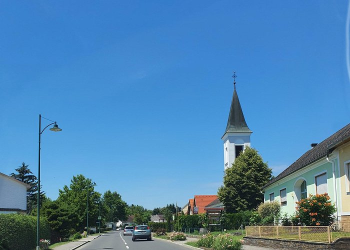 Heiligenkreuz im Lafnitztal photo