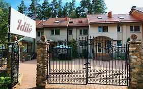 Idile Bed & Breakfast - Wisaginia Exterior photo